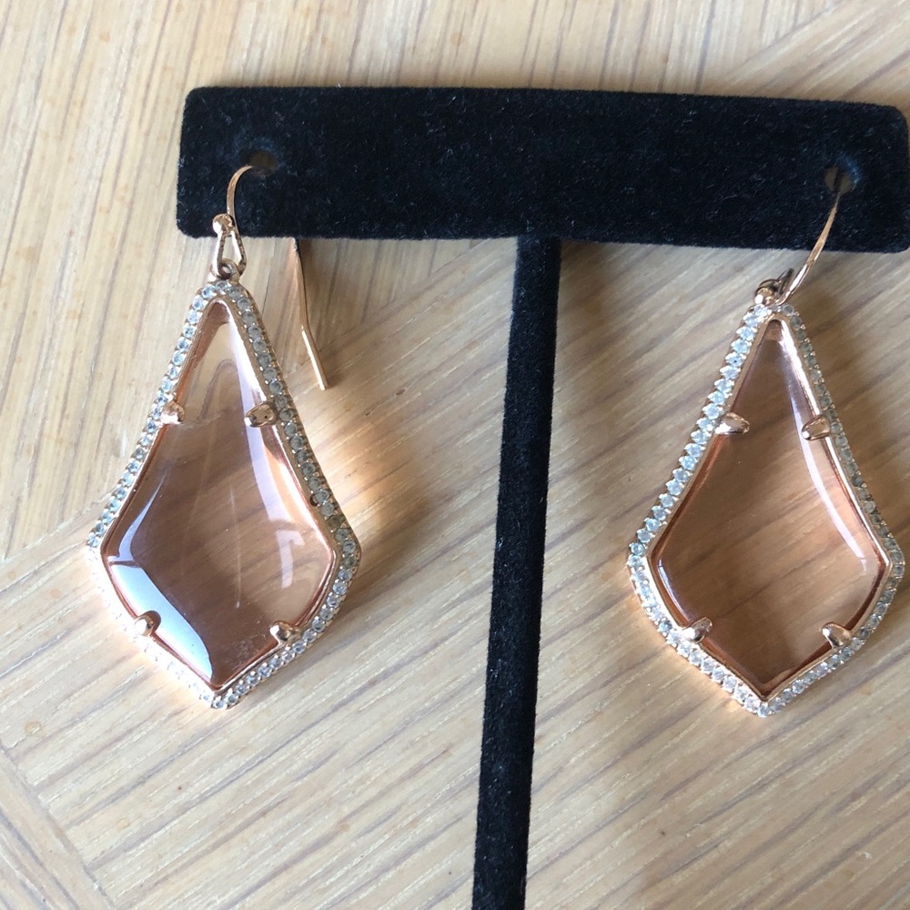 KENDRA SCOTT Elegant Rose Gold Drop Earrings
